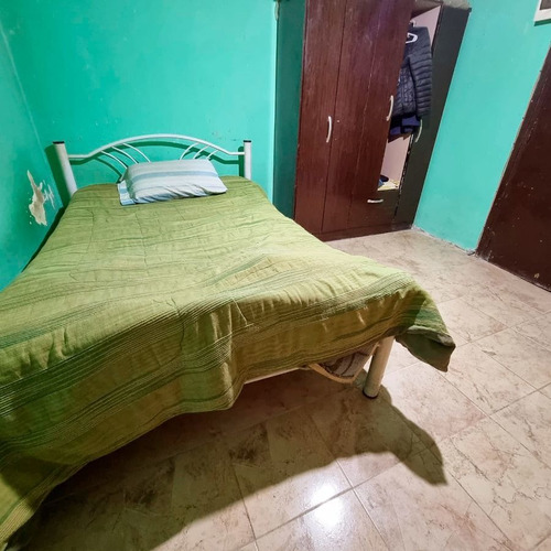 Imagen 7 de 15 de Venta De Casa Céntrica De 2 Dormitorios C/ Cochera En Cosquín