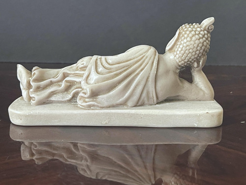 Estatua Buda Reclinable Escultura Meditación 5.5 Pulgadas Mm