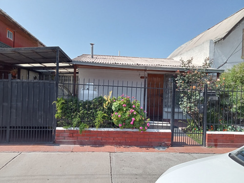 Se Vende Casa, En Maipú, Sector 3 Poniente Con Diego Barros