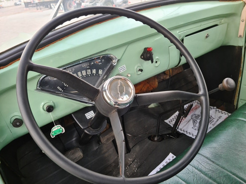 Imagem 8 de 10 de Caminhao Chevrolet Ano 1957 Raridade Carroceria Marta Rocha