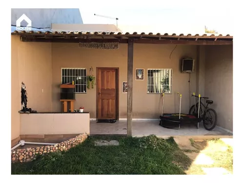 Casa Em Santa Mônica Recém Construída