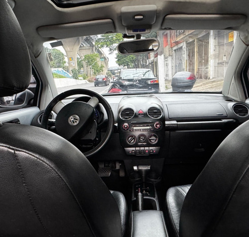 Volkswagen New Beetle 2.0 3p Automática