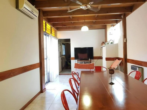 Hermosa Casa 4 Ambientes Excelente Estado!