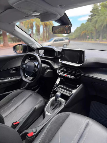 Peugeot 208 1.6l Feline Tiptronic