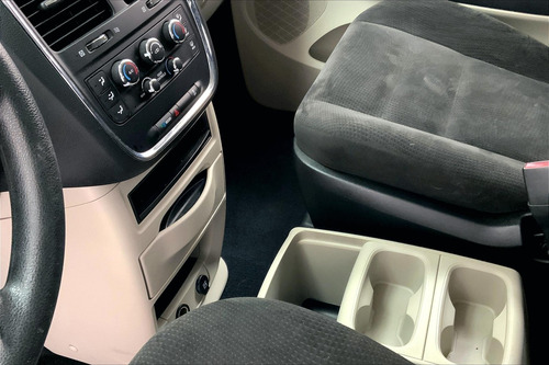 Imagen 17 de 25 de Chrysler Town | Country Minivan 5 Pts Li, Ta, Cd, Ra-17