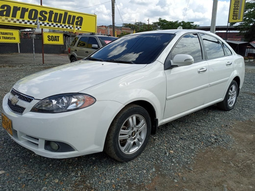 Chevrolet Optra Advance Sedan Mecanico Blanco Mod 2011