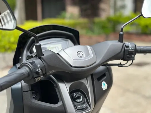 Yamaha Nmax Connected