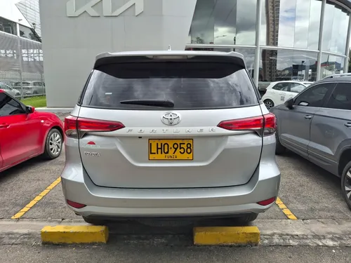 Toyota Fortuner 2.4 Street At 7As