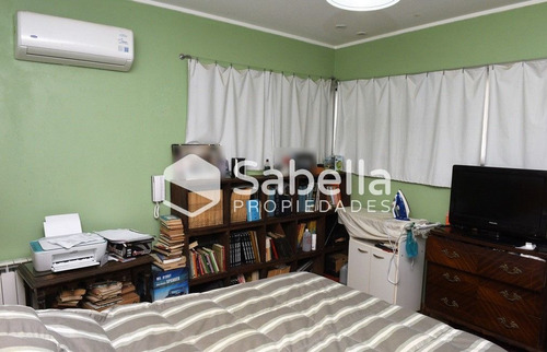 Imagen 28 de 28 de Venta De Casa 4 Dormitorios Con Pileta En Manuel B Gonnet.