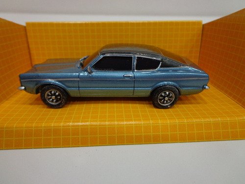 Ford Taunus Coupe 1967 Celeste 1/43magnifica Replica