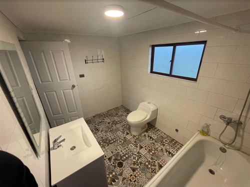 Casa En Venta De 3 Dorm. En Isla De Maipo