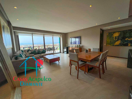 Cad La Isla Emerald F8. Terraza Con Vista A Las Áreas Comunes