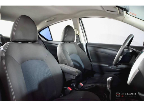 Imagem 11 de 15 de Nissan Versa 1.6 Sv