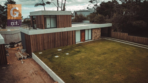 Casa En Piriápolis (san Francisco) Ref. 6207