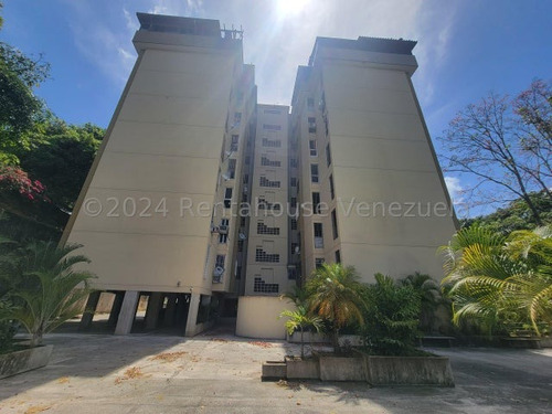 Apartamento Amoblado En Alquiler, En La Trinidad 24-21167 Garcia&duarte