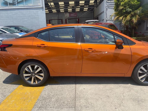 Nissan Versa Platinum 2020