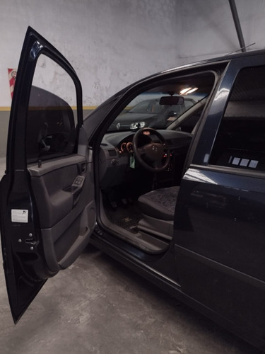 Imagen 4 de 10 de Chevrolet Meriva 2005 1.8 Gl