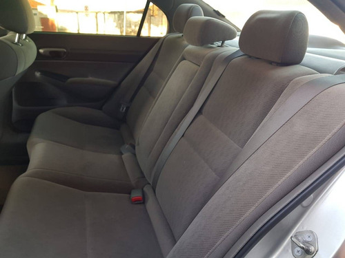 Imagem 6 de 15 de Honda Civic 1.8 Lxl 16v Flex 4p Automático