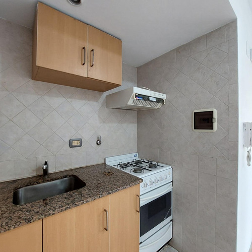 Imagen 9 de 21 de Monoambiente Dividido, Uso Comercial, República De La Sexta, Impecable, 27 M2, Planta Baja