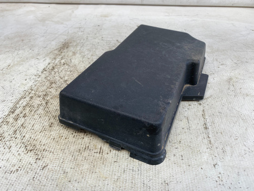 Tapa Modulo Fusibles Dodge Dart 2.4 Std Mod 13-16 (Usado)