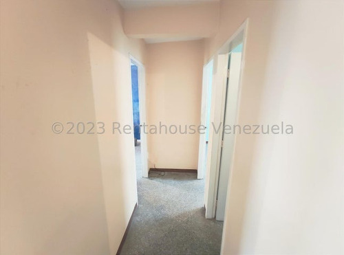 Imagen 7 de 30 de $/$/$/$ Acogedora Casa En Cabudare ++urb. El Trigal ++ Ampliada ++ A Una Cuadra Cc Trigalpa++ Seniat **0412+.056.+03.+76 ** L.t ** /co/-di/-go/ 23-24476