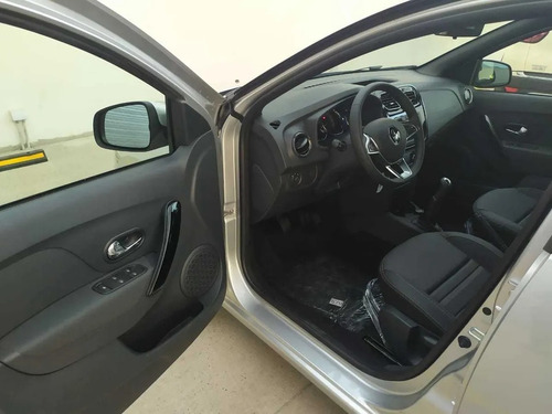 Imagen 9 de 15 de Renault Logan 1.6 Intense 0km Financiacion Tasa 0% 2022 (ga)