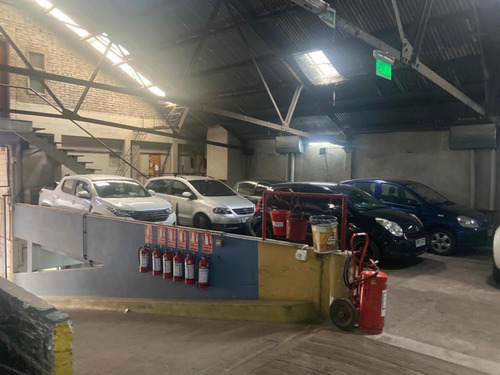 Imagen 6 de 7 de Gran Local Parking En Centro Sur