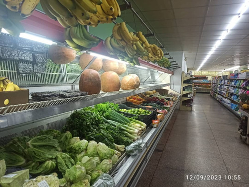 Venta Fondo De Comercio De Super Mercado En El Placer De Baruta. Totalmente Activo Inf. Ma. Fda. Varela