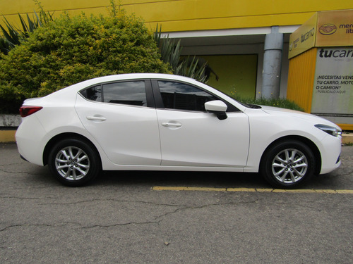 Mazda 3 2.0 Touring