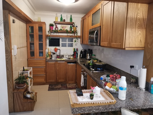 Inmobiliaria C&j Vende Hermoso Apartamento