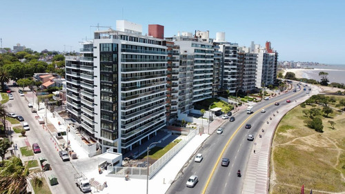 Imagen 7 de 23 de Edificio Lyra- Sobre La Rambla De Malvin- 3 Dorm
