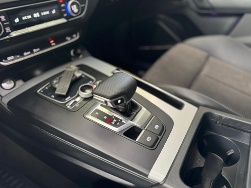 Audi Q5 2.0 L T S Line Dsg