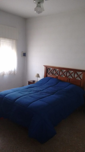 Imagen 4 de 10 de Casa + Local En Venta Malavia 600 Ituzaingo