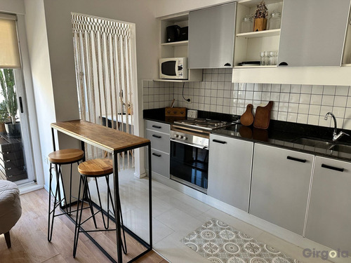 Venta De Departamento De 2 Amb Con Cochera En Palermo