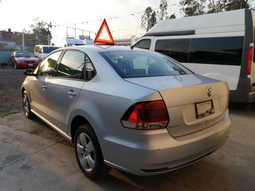 Imagen 5 de 12 de Volkswagen Vento