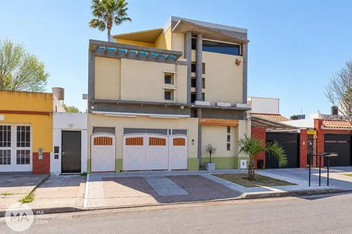 Venta | Casa 4 Dormitorios - San Lorenzo 6800 - Belgrano Rosario