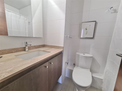 Departamento En Venta De 2 Dorm. En Lo Barnechea