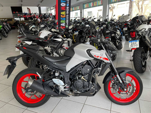 Imagem 5 de 10 de Yamaha Mt 03 Abs