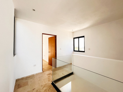 Villa En Venta En La Playa San Benito, Equipada , Entrega Inmediata, 4 Recamaras