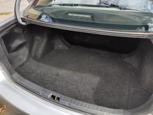 Toyota Corolla Xli 1.8 6mt