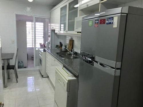 Apartamento En Venta De 3 Dormitorios En Playa Mansa