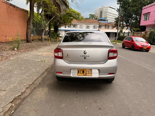 Renault Logan 1.6 Dynamique