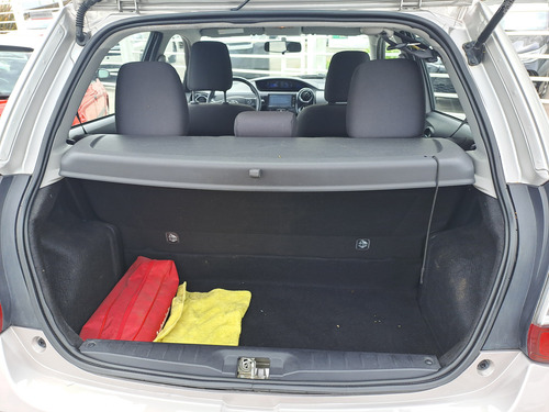 Toyota Etios 1.5 xls 6m/t 5p