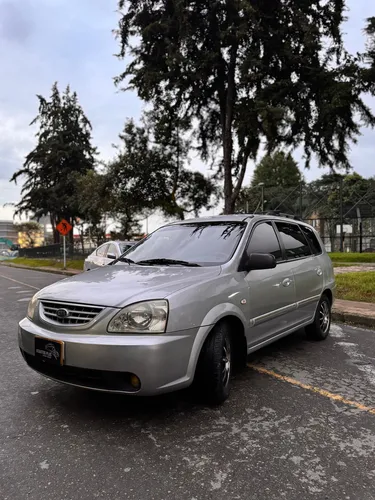 Kia Carens 2.0 Lx 7 Cool