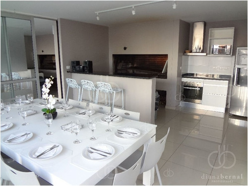 Imagen 19 de 27 de Apartamento En Brava, 3 Dormitorios