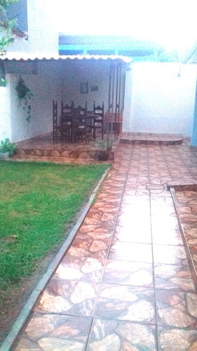 Imagem 5 de 14 de Kitnetes Na Praia De Meaípe - Guarapari - Es