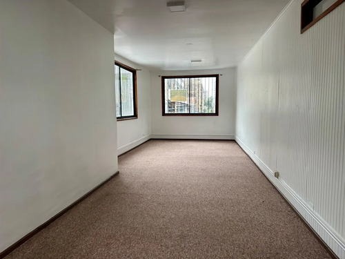 Casa Comercial De 453 M En Arriendo 12 Privados Centro 