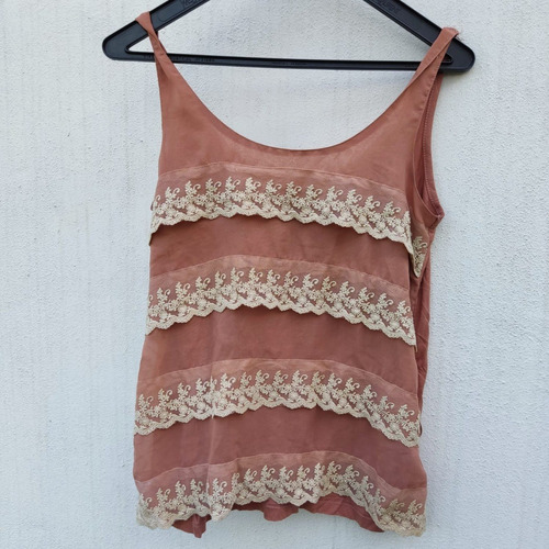 Musculosa Algodon Con Apliques Transparentes Como Volados 