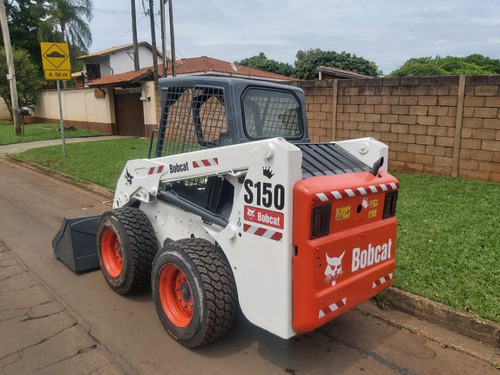 Imagem 6 de 13 de Minicarregadeira Bobcat S150