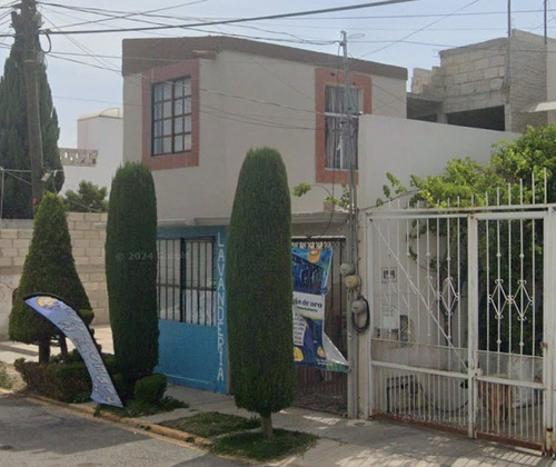 Casa En De Los Cisnes Pte. 122, Villas De Pachuca, 42083 Pachuca De Soto, Hgo